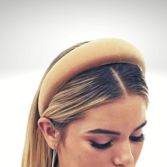 BNWT- Champaign Puffy Velvet Headband Handmade - Picture 2 of 2